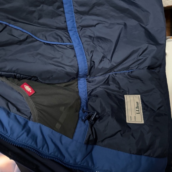 L.L. Bean Kid's Two-Tone Blue Primaloft Snow Ski Jacket - Picture 6 of 8